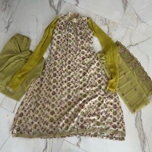 Floral and Green Traditional Outfit